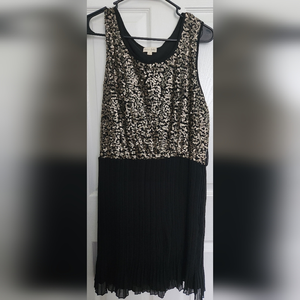 Elegant Black and Gold Dress